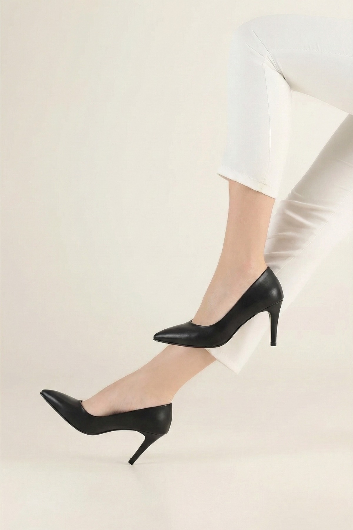 Rahat Ve Şık Topuklu Stiletto Siyah Kadın Ayakkabı