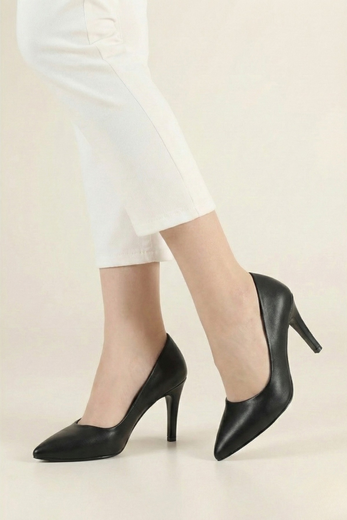 Rahat Ve Şık Topuklu Stiletto Siyah Kadın Ayakkabı